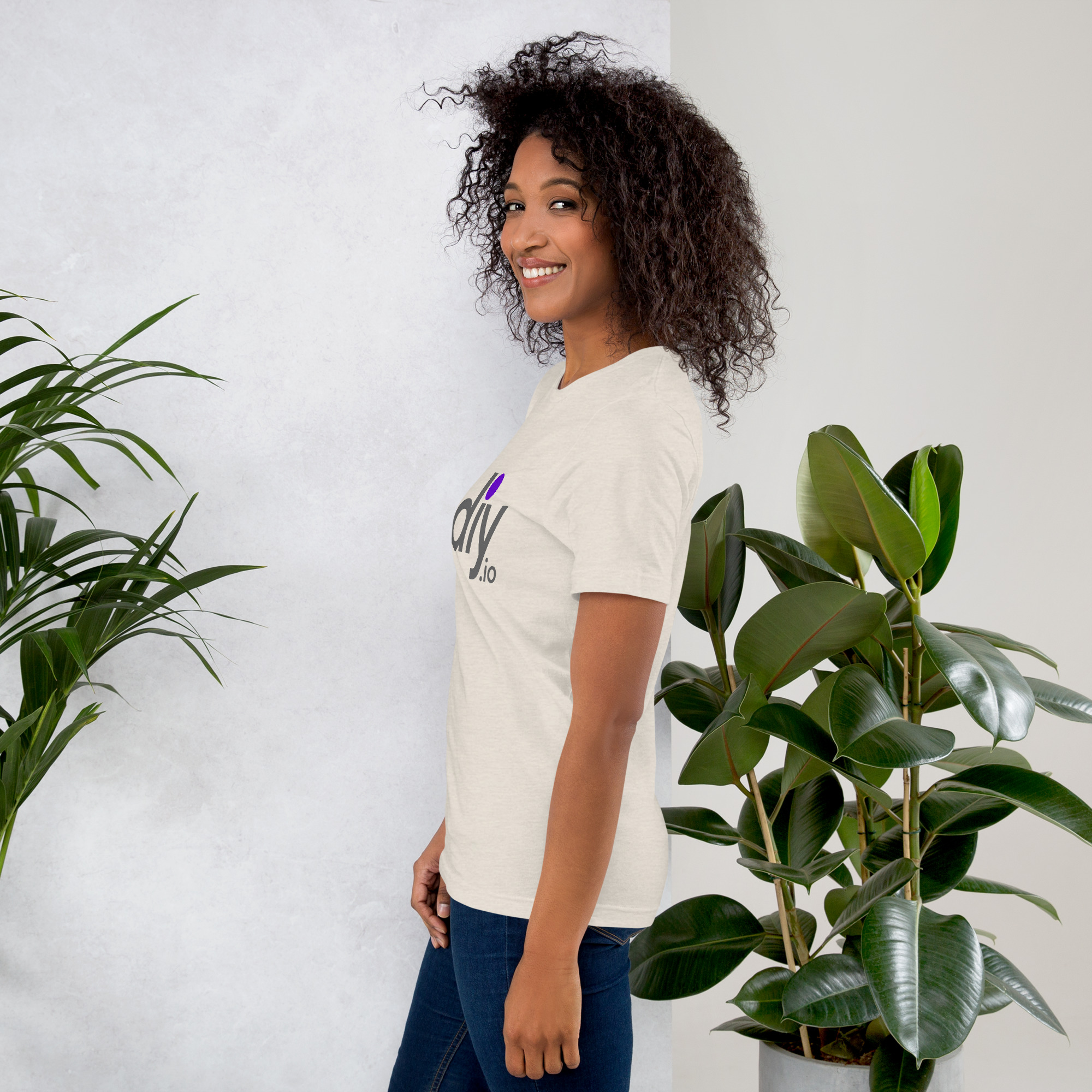 Udiy Unisex T-Shirt - Image 15