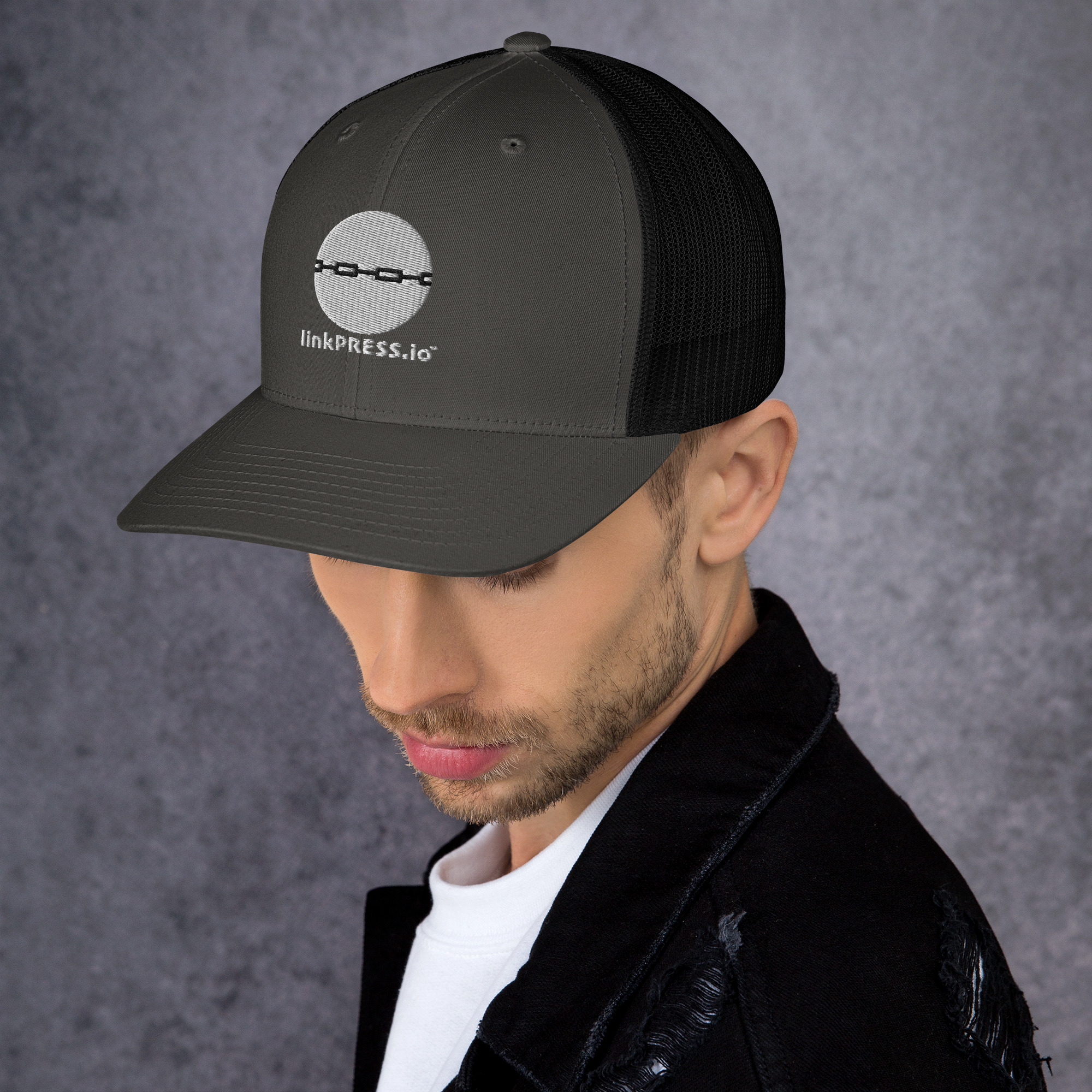 linkPRESS White Logo Trucker Cap - Image 8